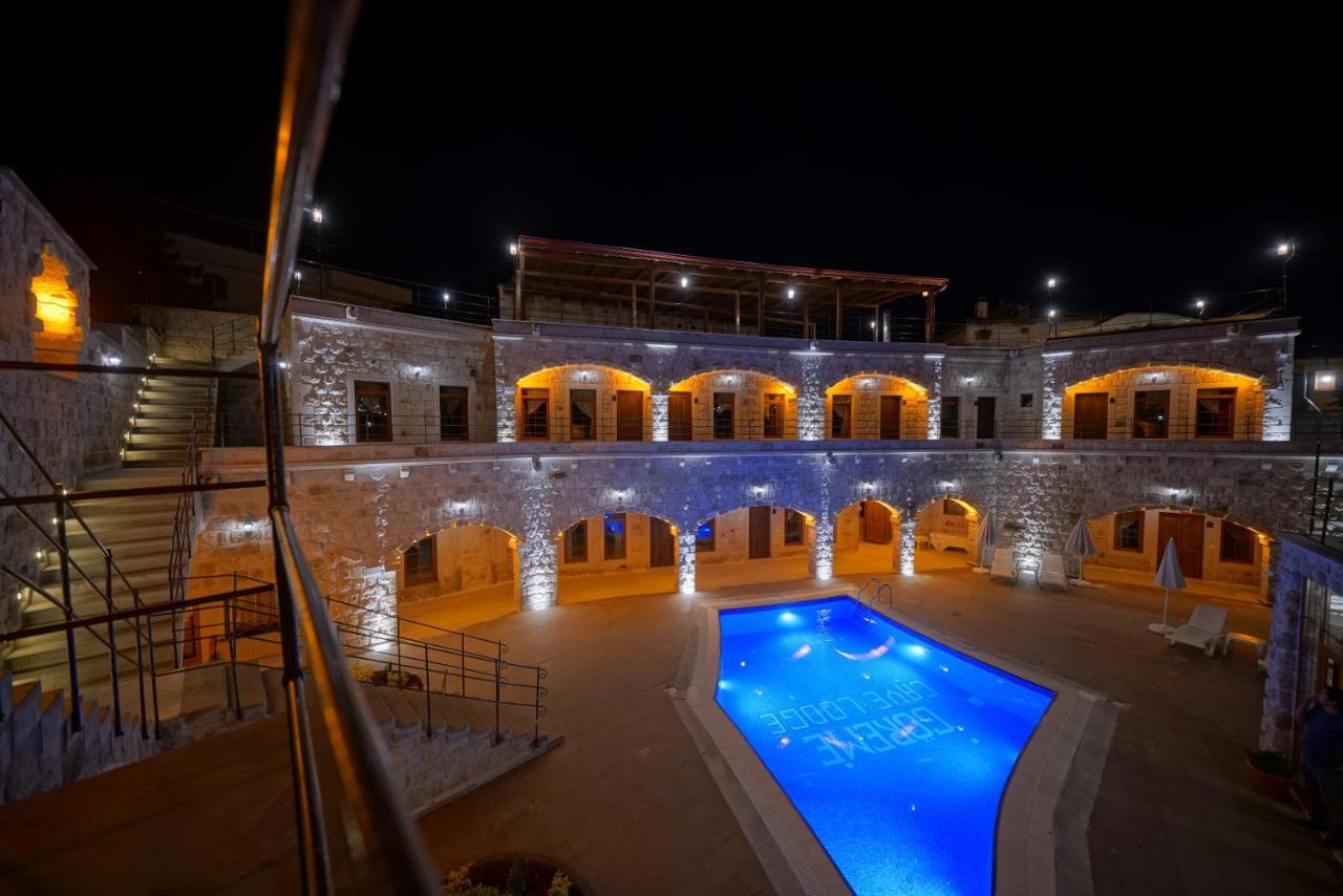 Hotel Cave