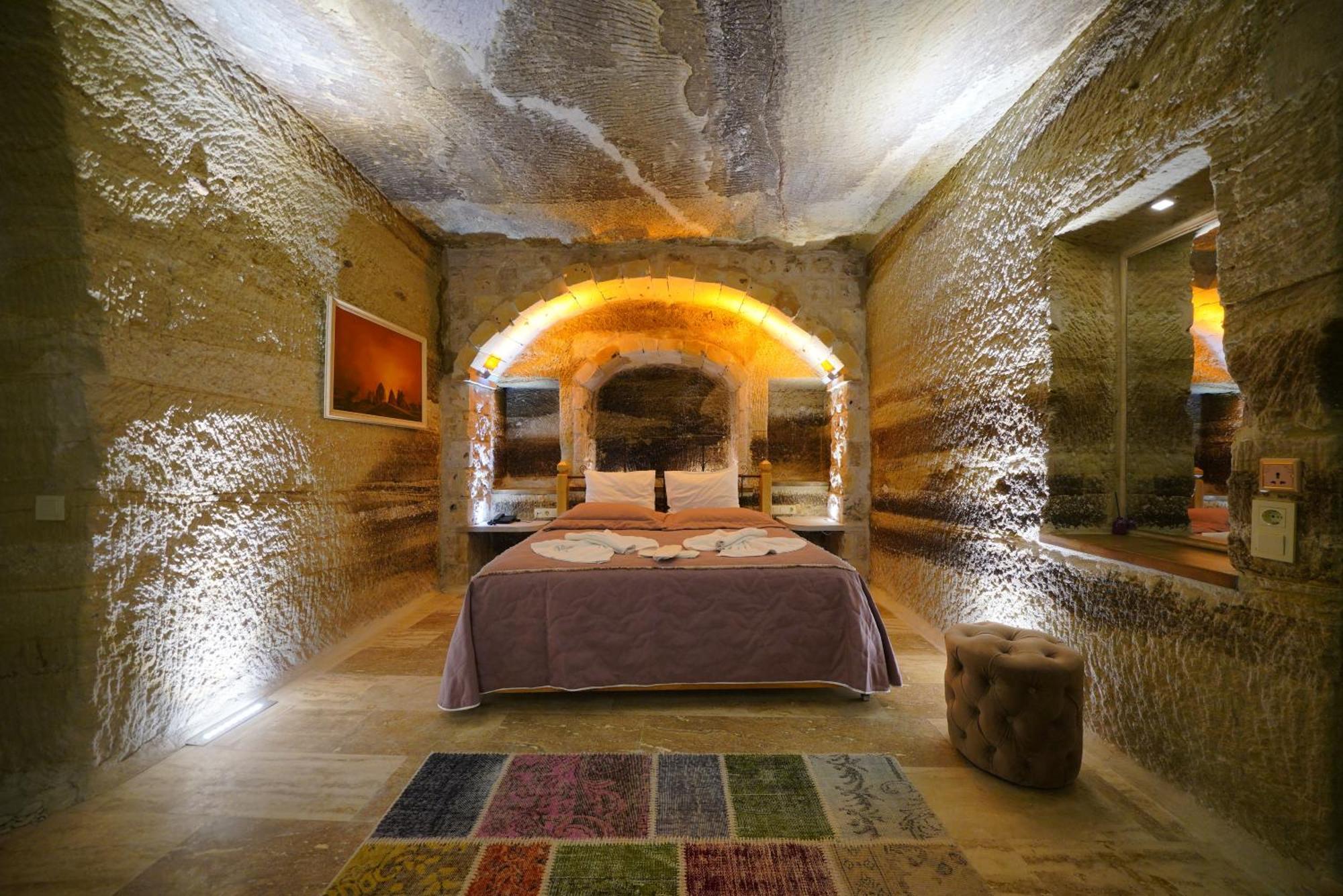 Cave *